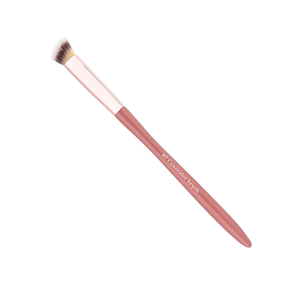 Concealer brush 07